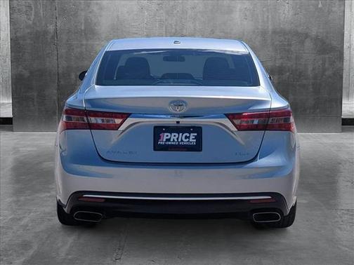 2017 Toyota Avalon XLE
