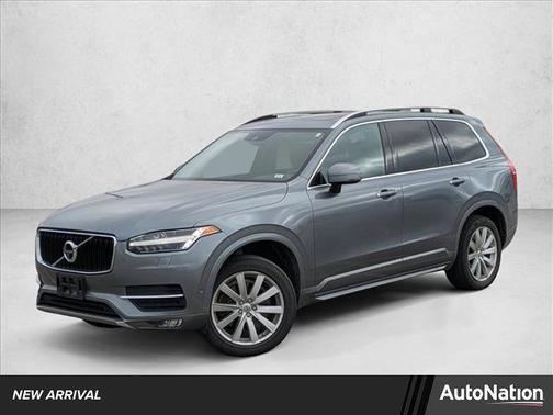 2018 Volvo XC90 T6 Momentum