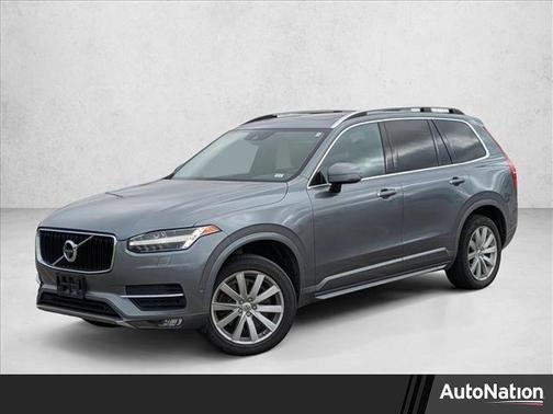 2018 Volvo XC90 T6 Momentum