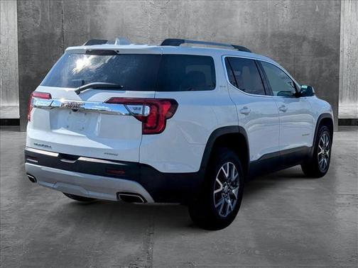 2023 GMC Acadia AWD SLT