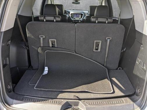 2023 GMC Acadia AWD SLT