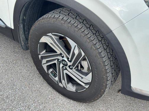 Quartz White 2022 Hyundai SANTA FE SEL 2.4