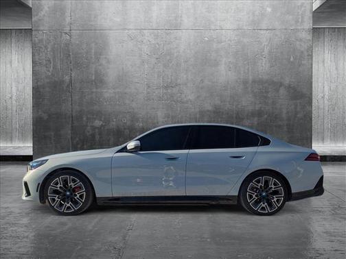 2024 BMW i5 eDrive40