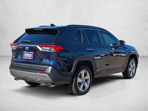 2020 Toyota RAV4 Hybrid SE
