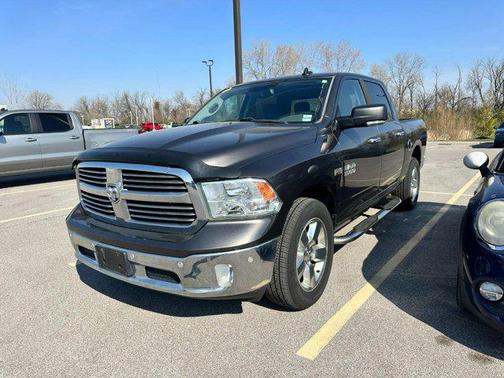 Granite Crystal Metallic Clearcoat 2016 RAM 1500 Big Horn