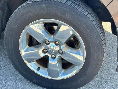 Granite Crystal Metallic Clearcoat 2016 RAM 1500 Big Horn