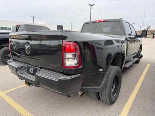 2024 RAM 3500 Big Horn Crew Cab 4x4 8' Box