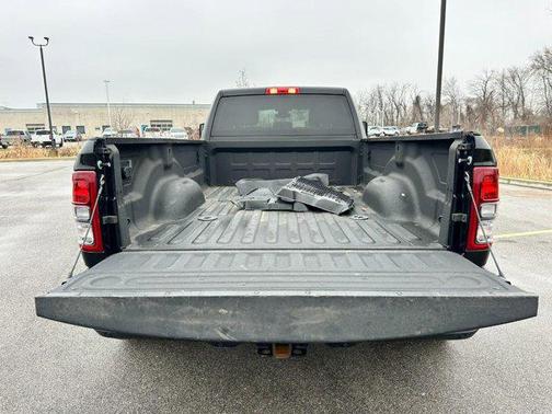 2024 RAM 3500 Big Horn Crew Cab 4x4 8' Box