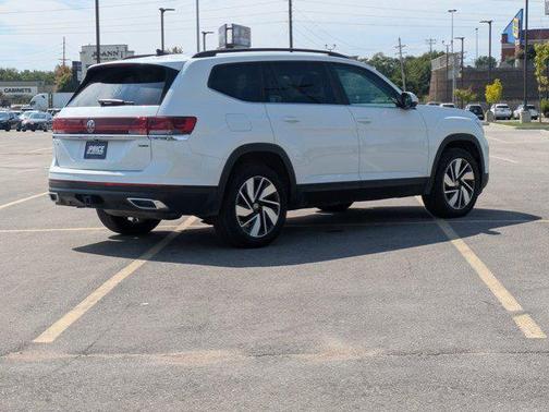 2025 Volkswagen Atlas 2.0T SE w/Technology 4MOTION