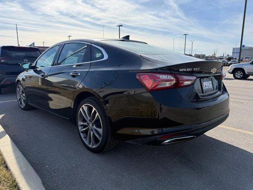 2022 Chevrolet Malibu FWD Premier