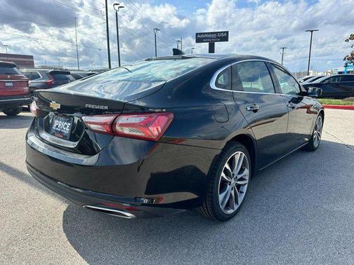 2022 Chevrolet Malibu FWD Premier