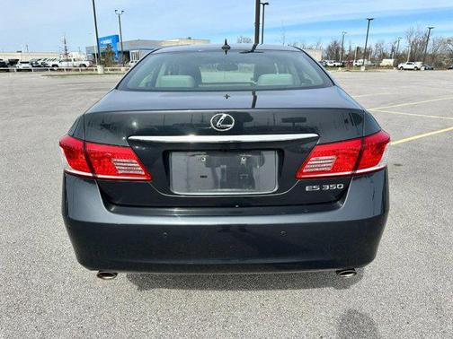 2011 Lexus ES 350 Base