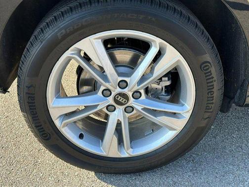 2023 Audi Q3 45 S line Premium Plus