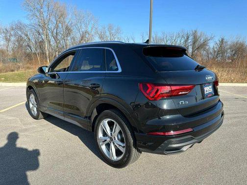 2023 Audi Q3 45 S line Premium Plus