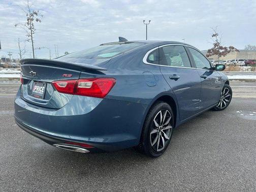 2025 Chevrolet Malibu FWD RS