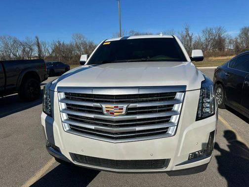 2019 Cadillac Escalade Platinum
