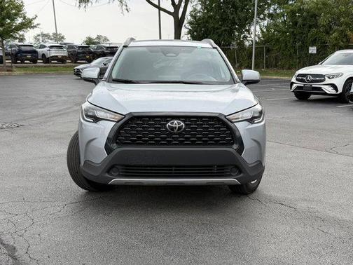 2024 Toyota Corolla Cross LE