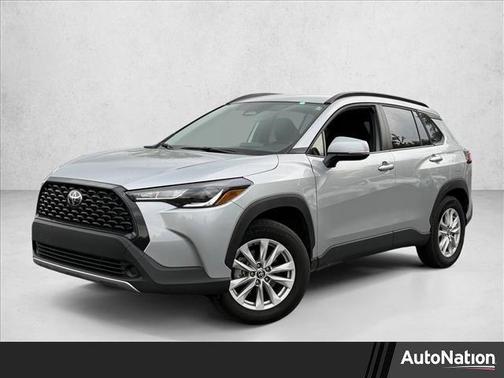 2024 Toyota Corolla Cross LE