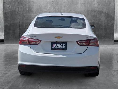 2022 Chevrolet Malibu FWD LT