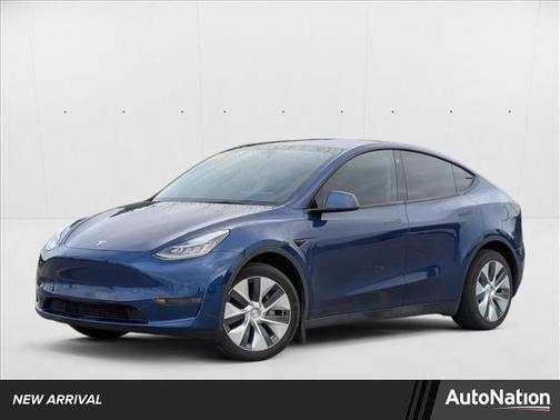 2022 Tesla Model Y Long Range Dual Motor All-Wheel Drive