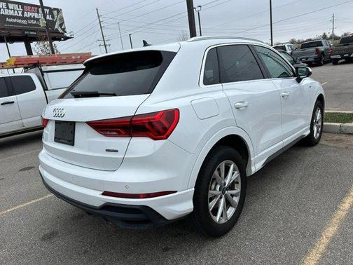 2025 Audi Q3 Premium 45 TFSI S line quattro Tiptronic