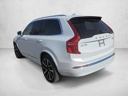 2024 Volvo XC90 B5 Plus Bright Theme