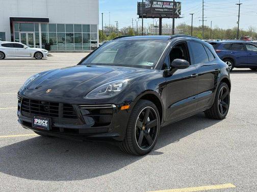 2020 Porsche Macan Macan Turbo