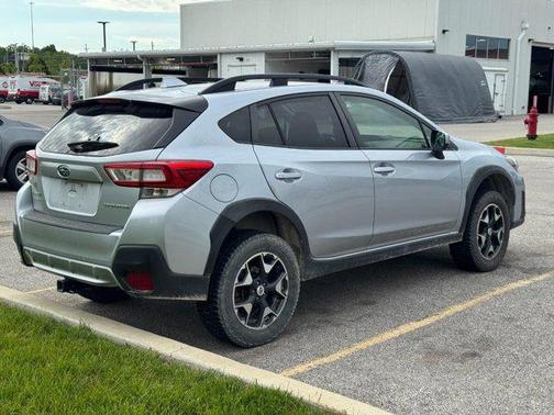 Ice Silver Metallic 2018 Subaru Crosstrek 2.0i Premium
