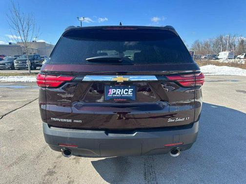 2023 Chevrolet Traverse LT Leather