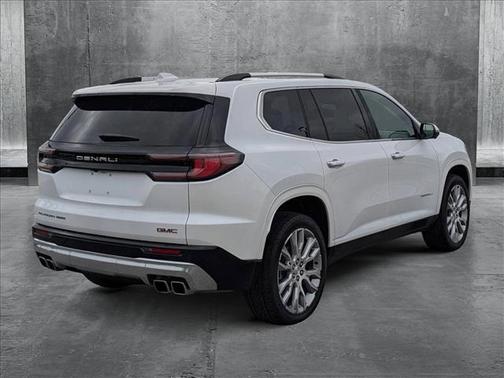 2024 GMC Acadia Denali