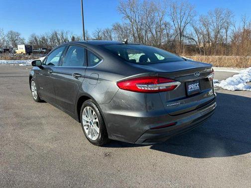 2019 Ford Fusion Hybrid SE