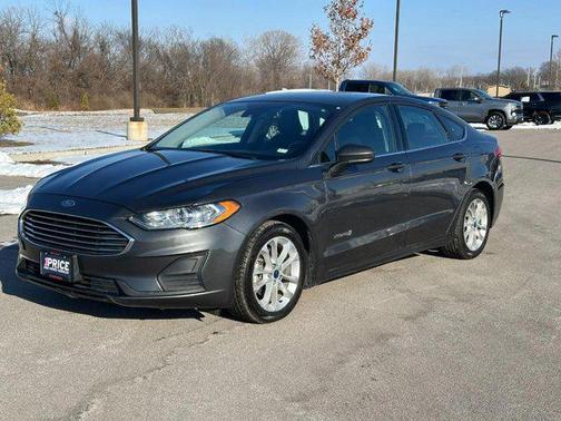 2019 Ford Fusion Hybrid SE