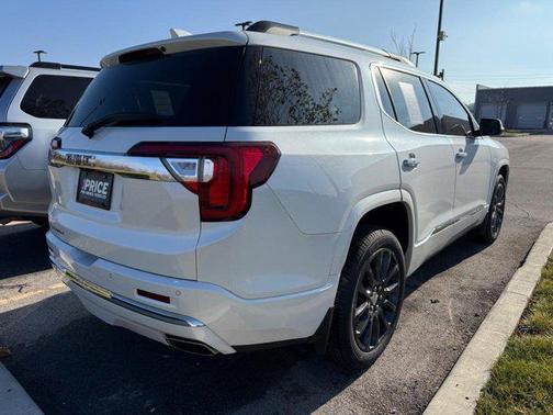 2020 GMC Acadia Denali