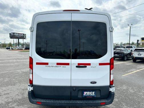2015 Ford Transit-150 XL