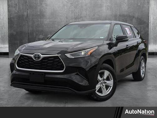 2023 Toyota Highlander L