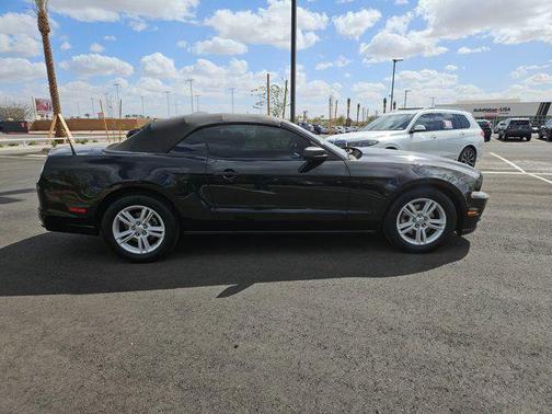 2014 Ford Mustang V6
