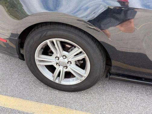 2014 Ford Mustang V6