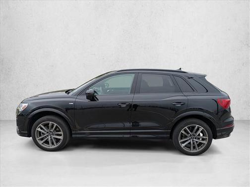 2022 Audi Q3 45 S line Premium Plus