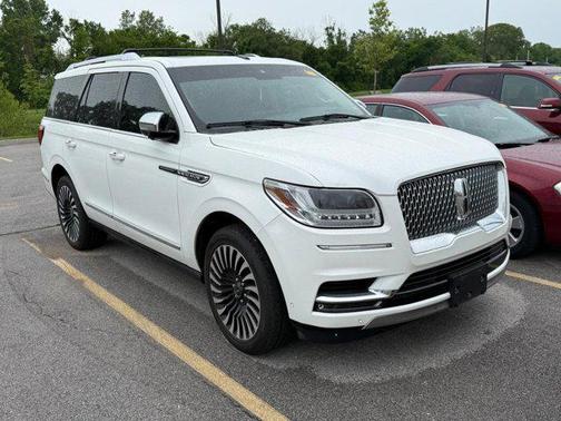 Pristine White 2021 Lincoln Navigator Black Label