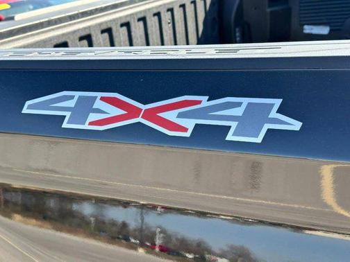 Black 2025 Chevrolet Silverado 1500 LT