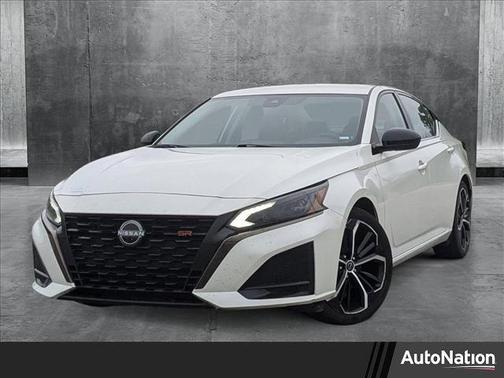 2023 Nissan Altima SR FWD