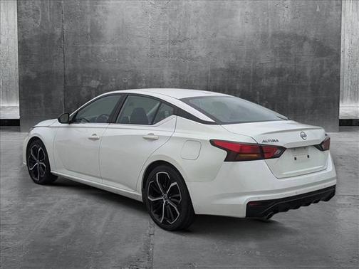 2023 Nissan Altima SR FWD