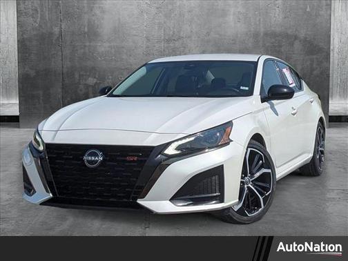 2023 Nissan Altima SR FWD