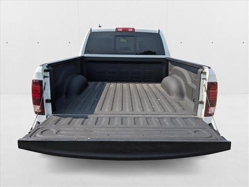 2023 RAM 1500 Classic Warlock Crew Cab 4x4 5'7' Box
