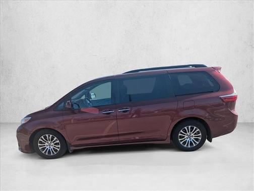2018 Toyota Sienna XLE Premium