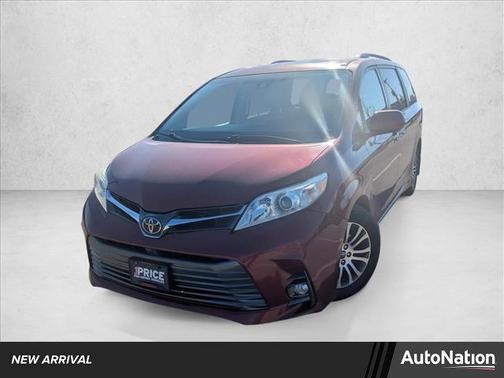 2018 Toyota Sienna XLE Premium