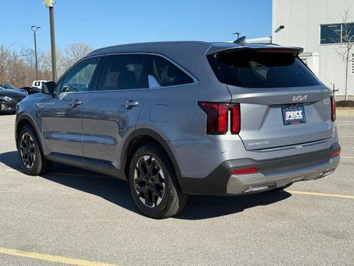 2024 Kia Sorento S
