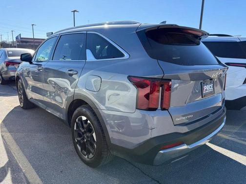 2024 Kia Sorento S