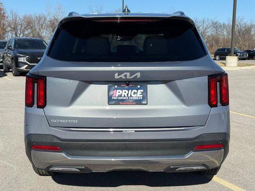 2024 Kia Sorento S