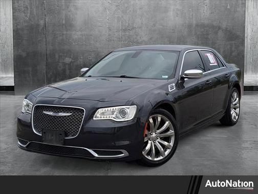 2018 Chrysler 300 Touring